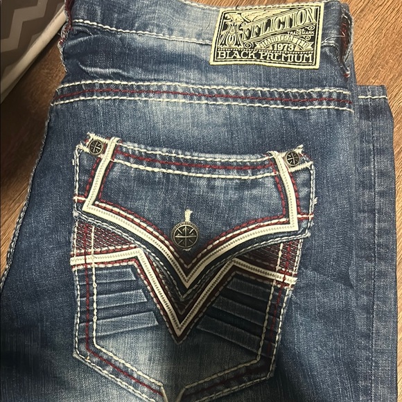 Affliction Blue Straight Jeans with Vintage Appeal - Picture 2 of 7